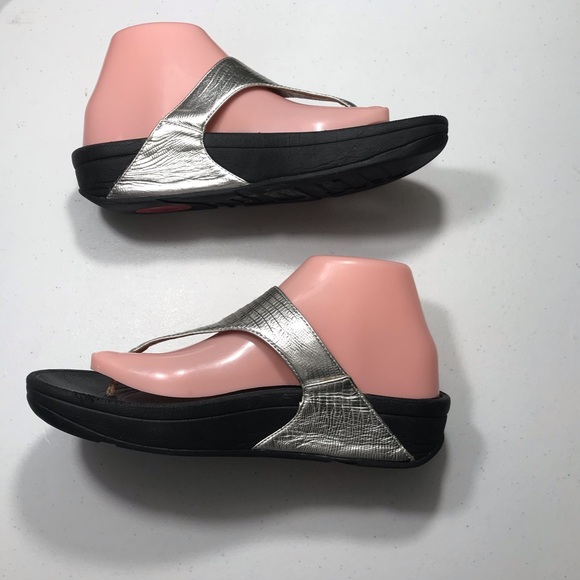 Fitflop Metallic Silver Thong Sandals for Women Size 8 SB- - Picture 7 of 7